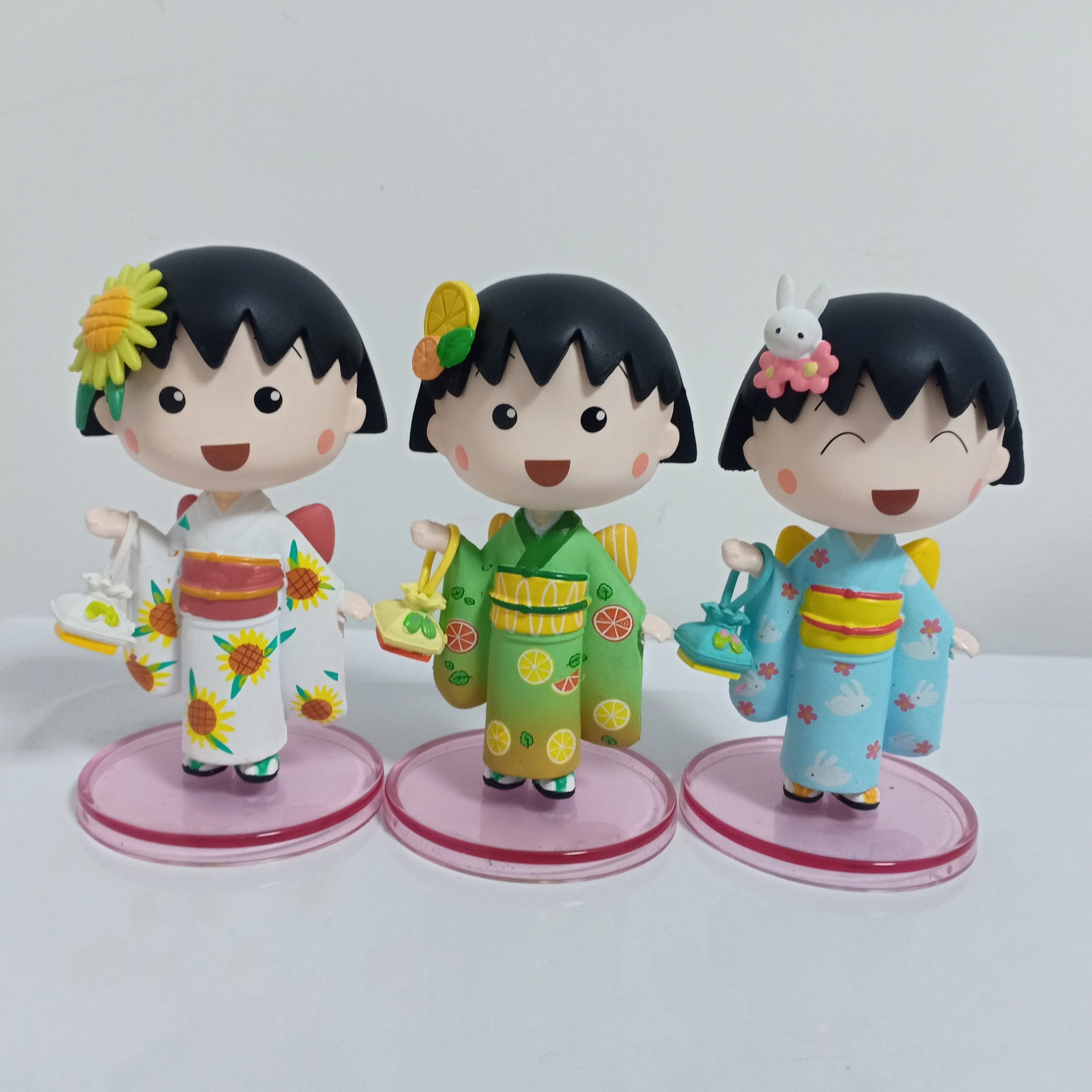 Japanese Cartoon Anime PVC Figure A Cute Girl With Short Hair In A Kimono  Maruko-chan Action Figure