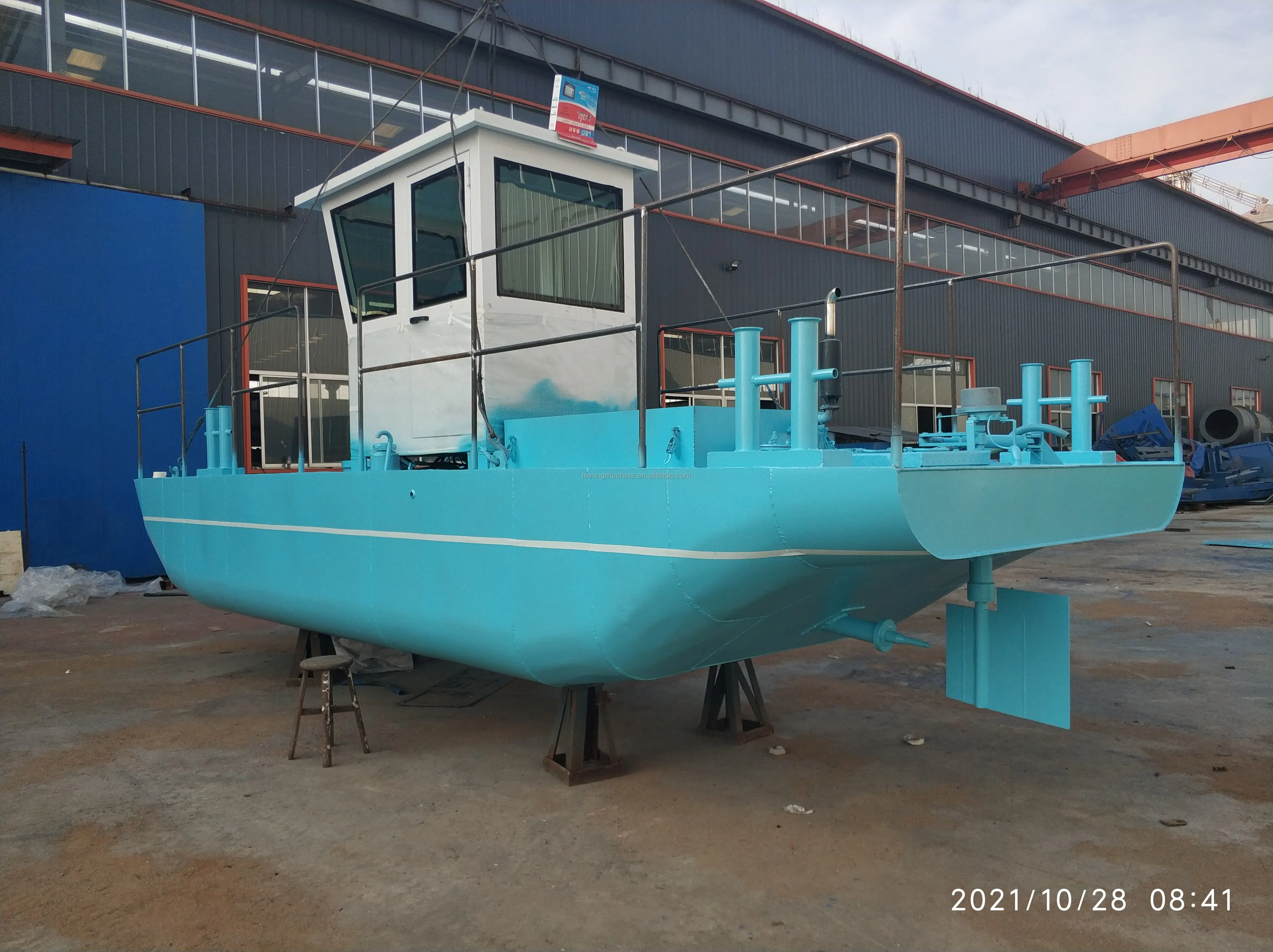 Underwater Cleaning Boat Water Monitoring Vessel Self Propelled Barge Tug Boat For Sale