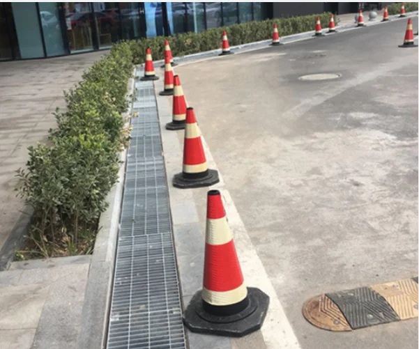 sewer gutter cover kitchen  gutter water grating steel grille gutter cover plate hot sale