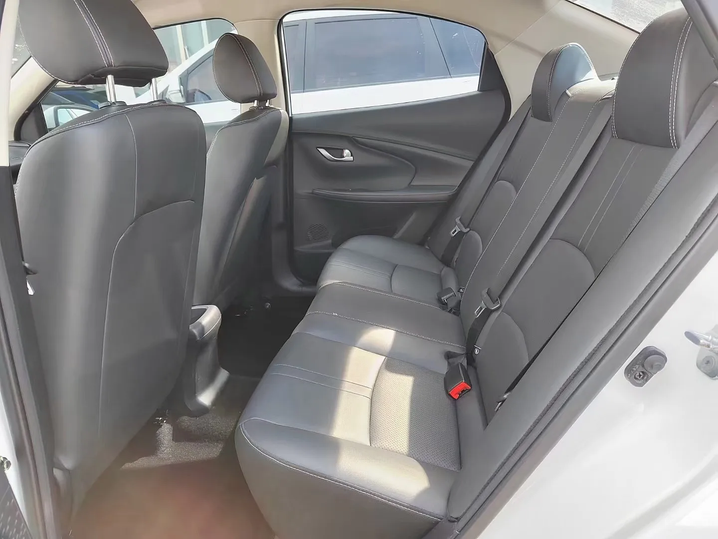 Дешевая цена б/у CHANGAN Yuexiang V7 2020 1 6 л