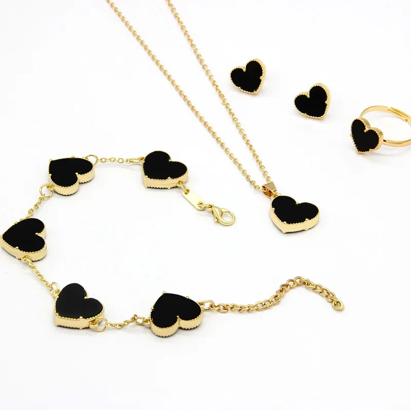 Necklace Earring And Bracelet Set Lady Jeweller Gold Wholesale Heart costume jewelry