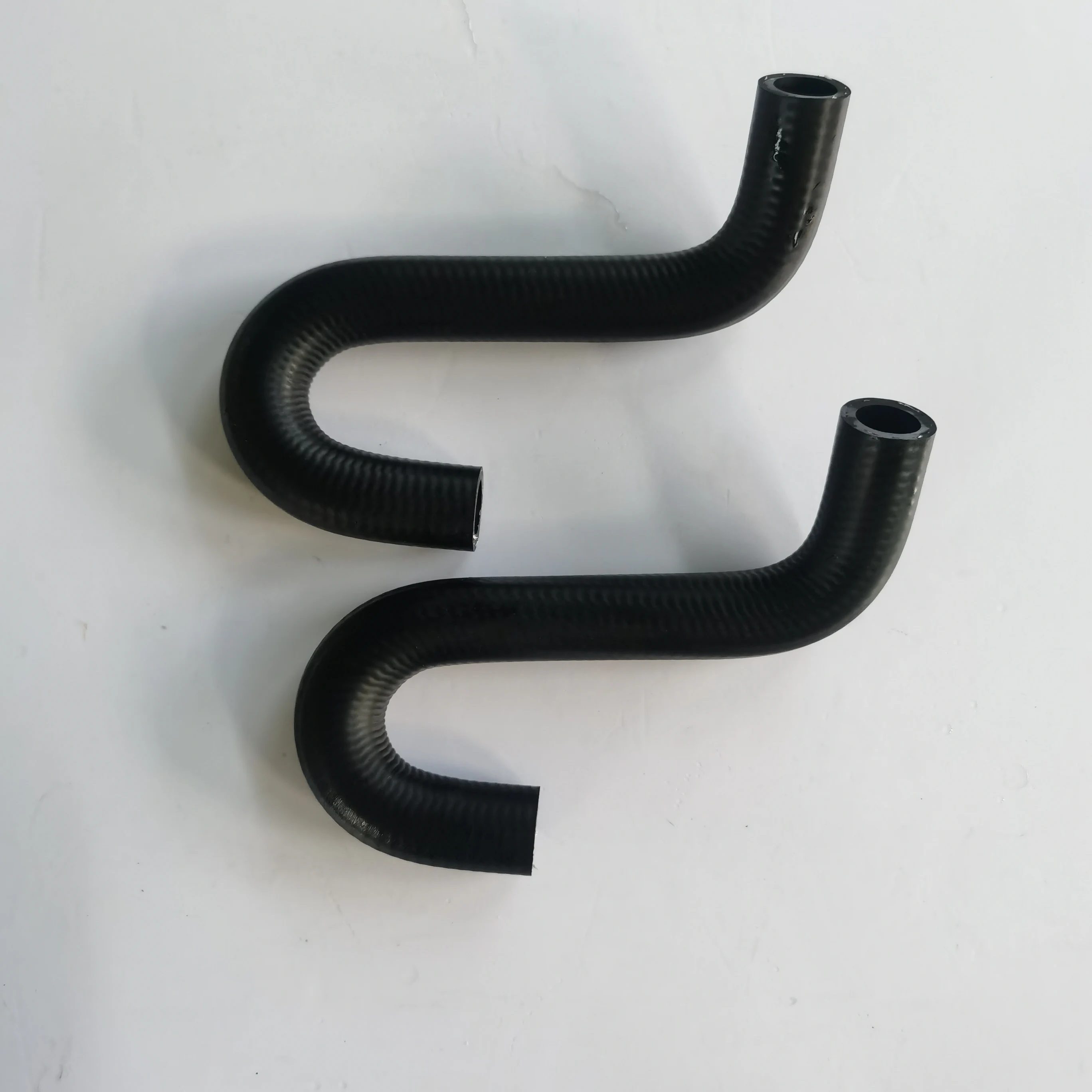 Three yuan ethylene propylene rubber pipe industrial equipment automotive engine inlet and outlet water pipe soft connection hig