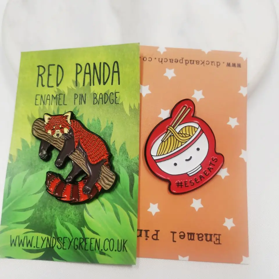 Lapel Pin Metal Badge Manufacture Rainbow Gold Plated Glitter Anime Cartoon Soft Hard Enamel Pin Custom Saint Seiya Enamel Pin