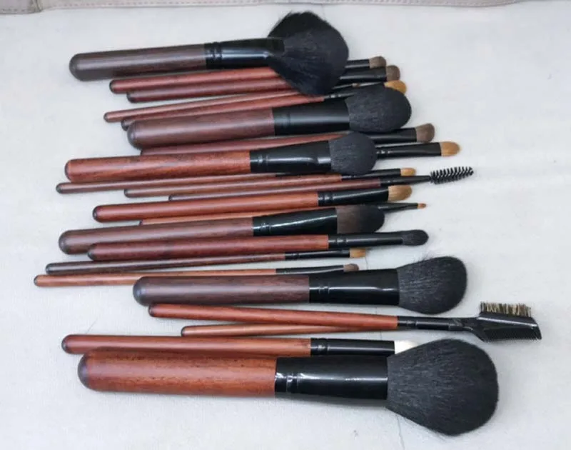 Custom make-up artist professional top high end animal makeup brush set 26pcs best quality goat hair sable hair makeup brushes