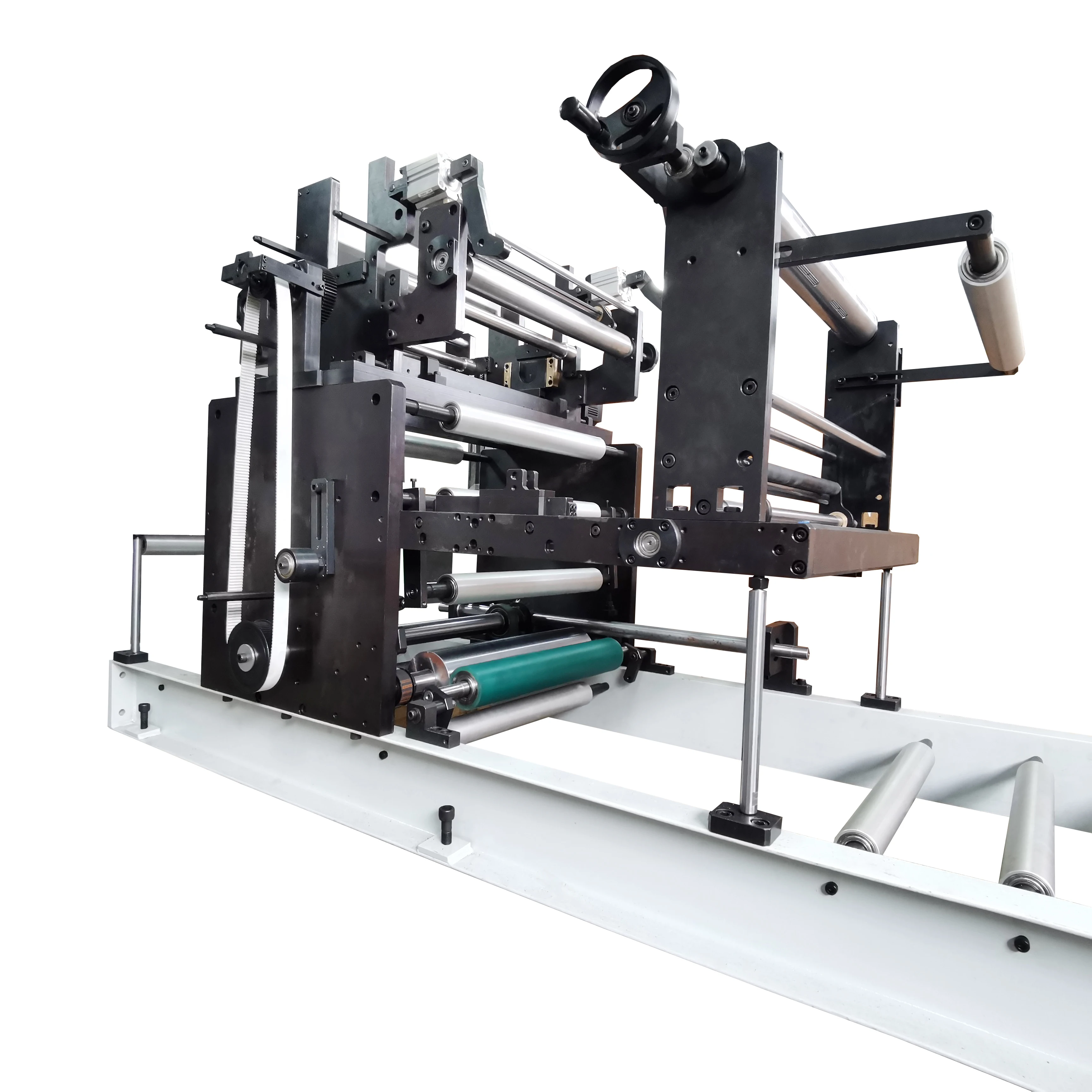 Машина для бронзирования и горячего тиснения фольгой на бумажных полотенцах и салфетках