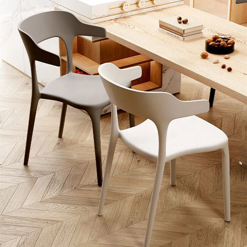 Wholesale Colorful Home Furniture Living Room Durable Restaurant Stackable PP Dining Plastic Chair