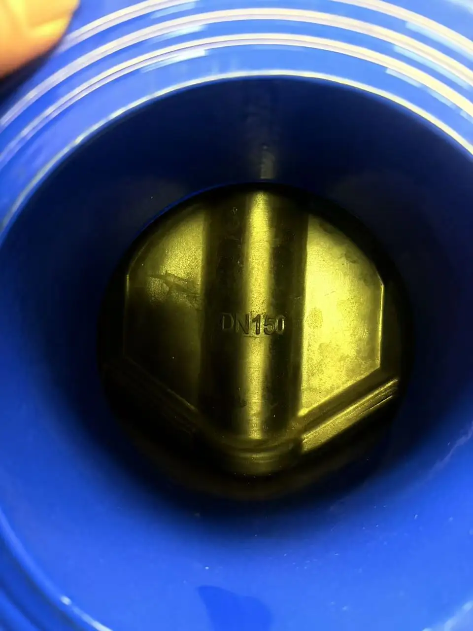 Задвижка чугунная фланцевая ручная Z45X-16Q стандарт UK для воды 1 порт от производителя