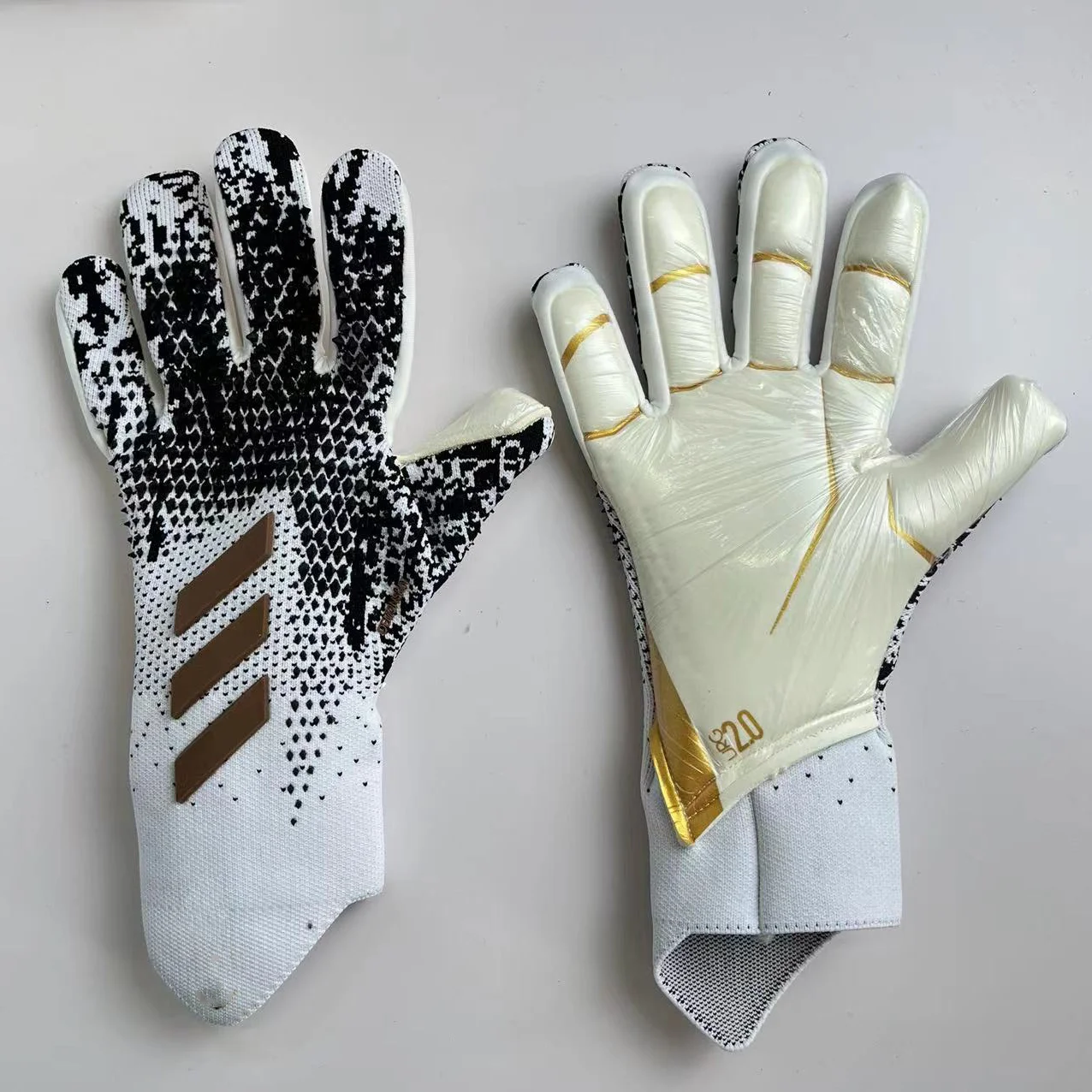 GLBZ009 Wholesale Football Gloves Professional Latex Training Goalkeeper Gloves Kids Adult Universal Goalkeeper Gloves