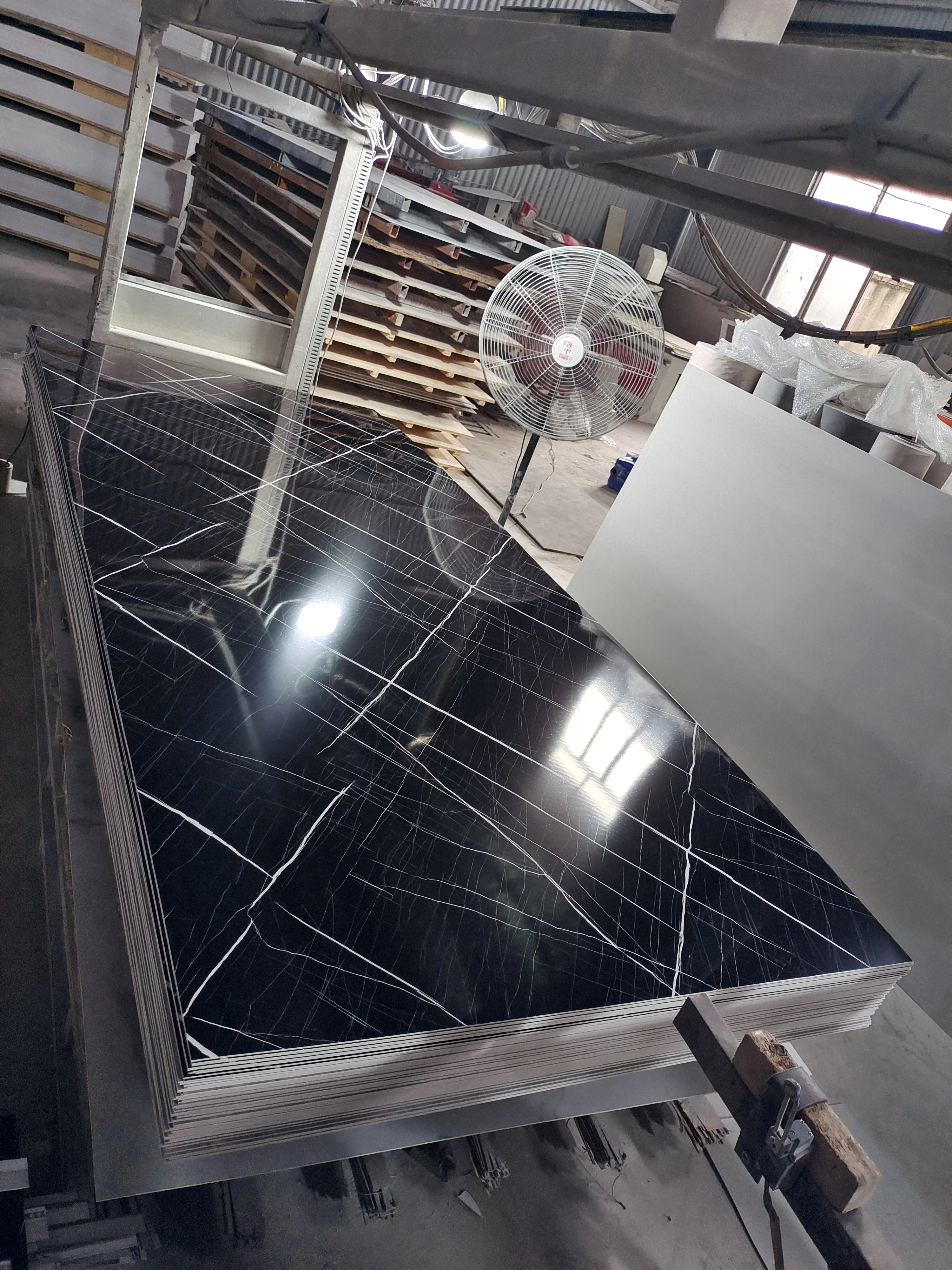 High glossy UV marble sheet White/Black/Gloden color