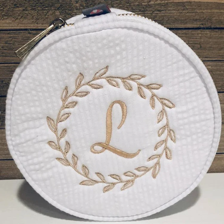 Personalized Embroidered Seersucker Cosmetic Bag Zipper Pouches Round Jewelry Case Round Cosmetic Bag for Bridesmaid Gifts