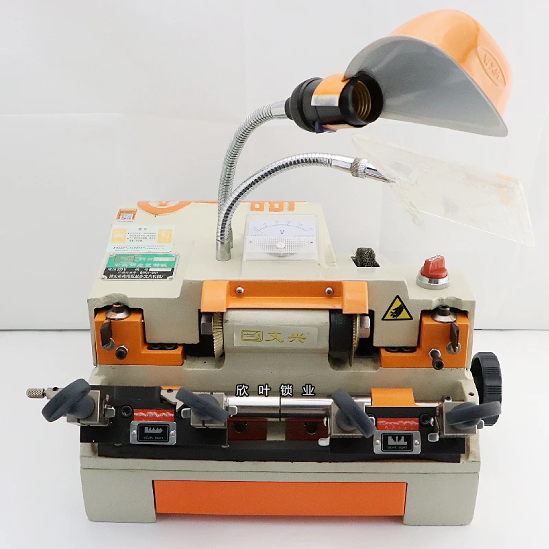 XinYe Wenxing 100B Key Cutting Machine Multi-Functional Key Duplicating Machine For Locksmith