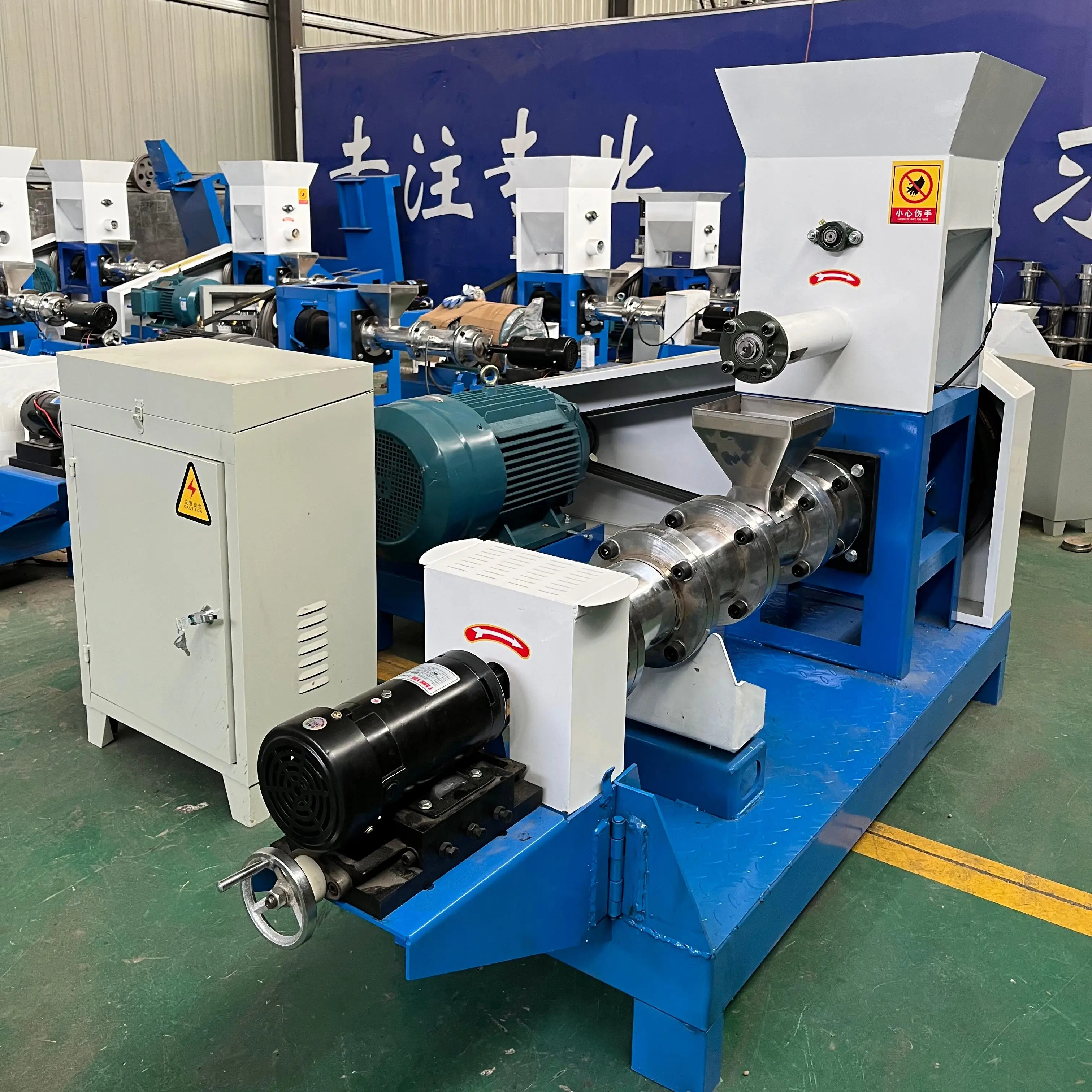 Fish Food Manufacturing Machine Pet Feed Floating Fish Feed Mill Pellet Extruder Making Machine