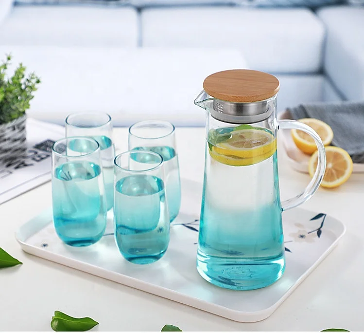 Eco-friendly heat resistant borosilicate color glass water pitcher milk jug with handle