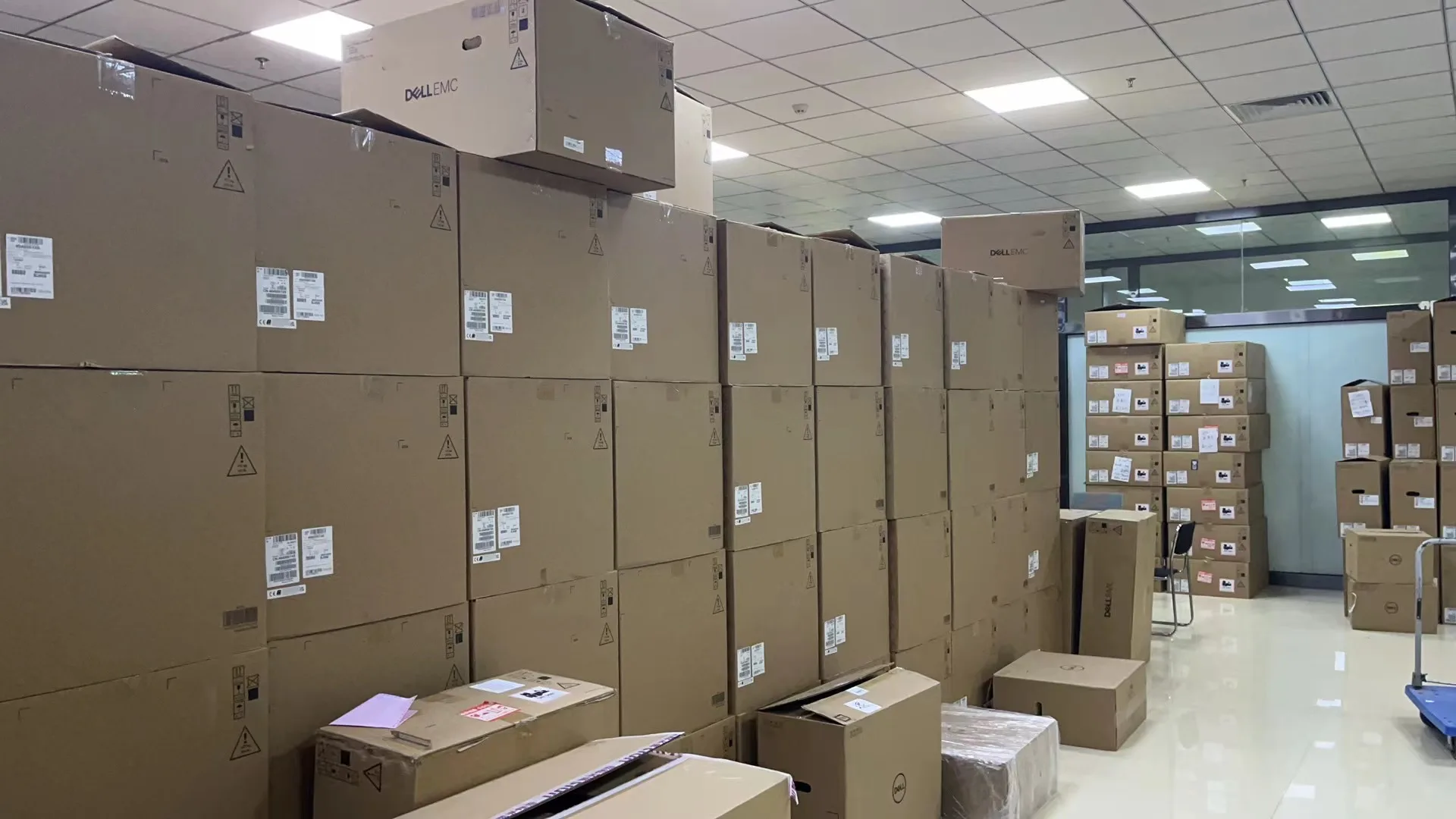 HP-E Proliant Dl388 G10 3206r P408i-a Nc 8sff 2.5-inch Disk 500w for HPE