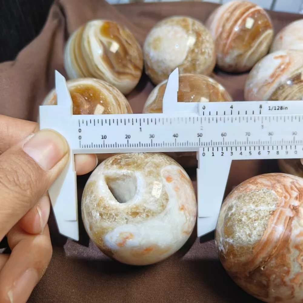 Оптовая продажа шарик из кристаллов лечебный натуральный камень янтарный кальцит сфера для домашнего декора