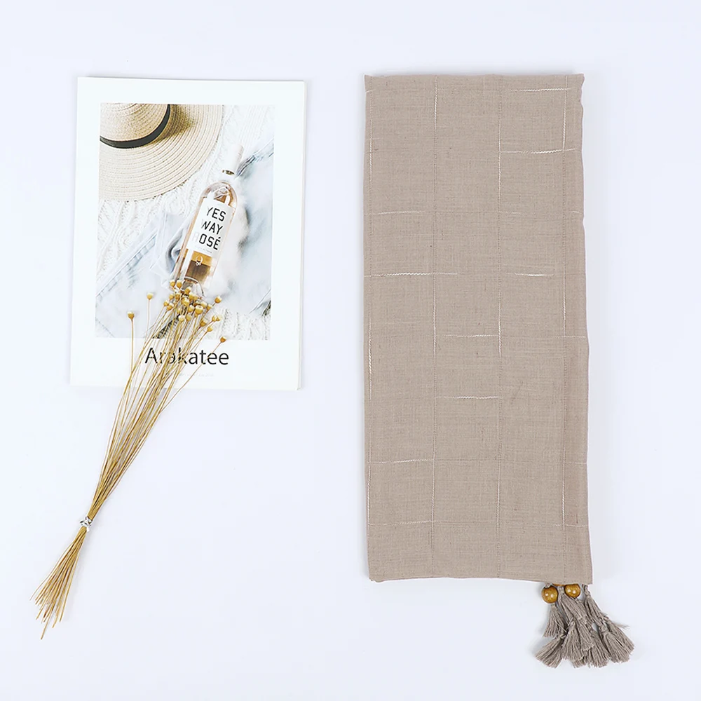 Best Selling Muslim Woman Scarf Large Size Malaysia Grid Printed Hijab Cotton Shawls With Tassels And Wood Beads