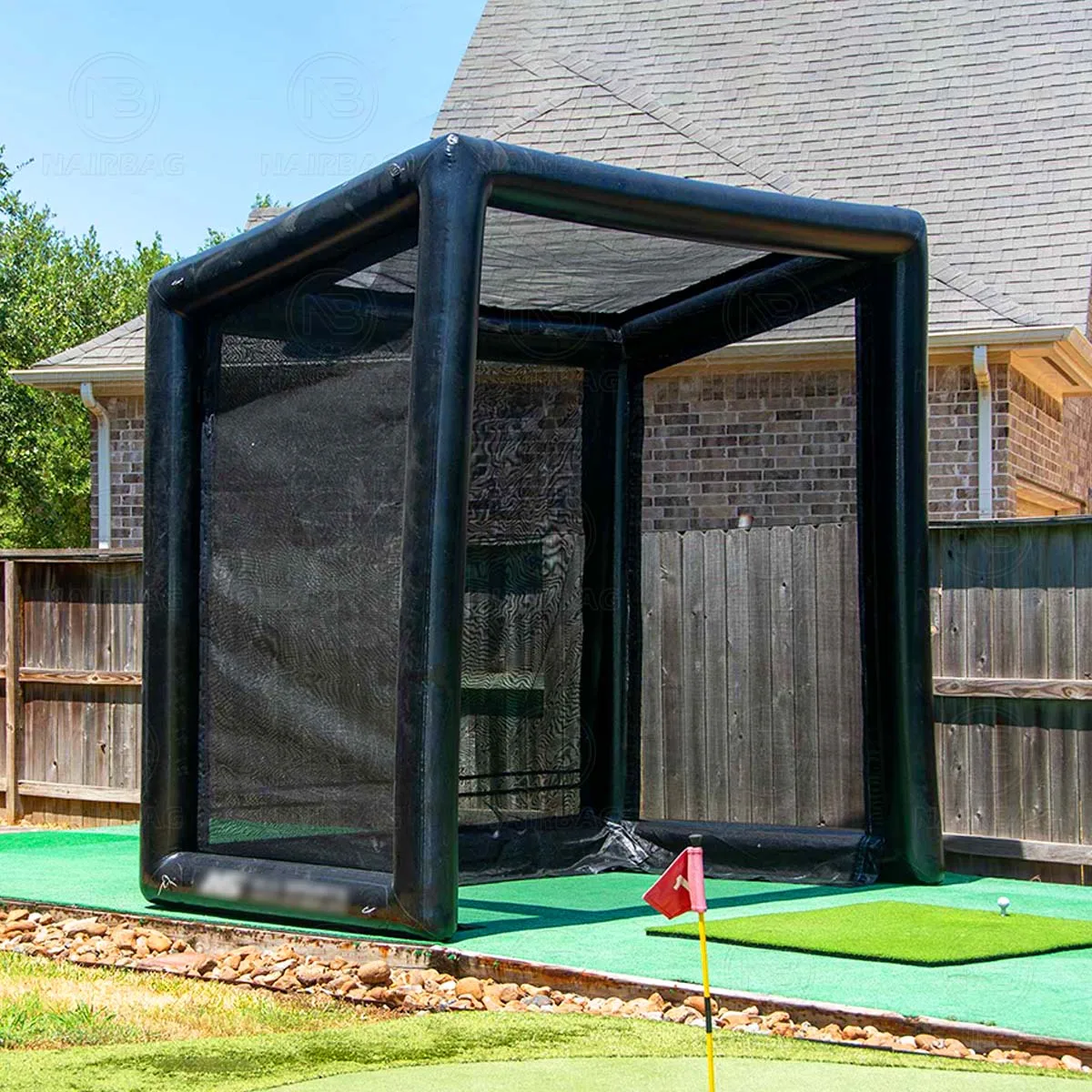 Black Inflatable Golf Tent Hitting Bay Simulator Screen Enclosure For Sale
