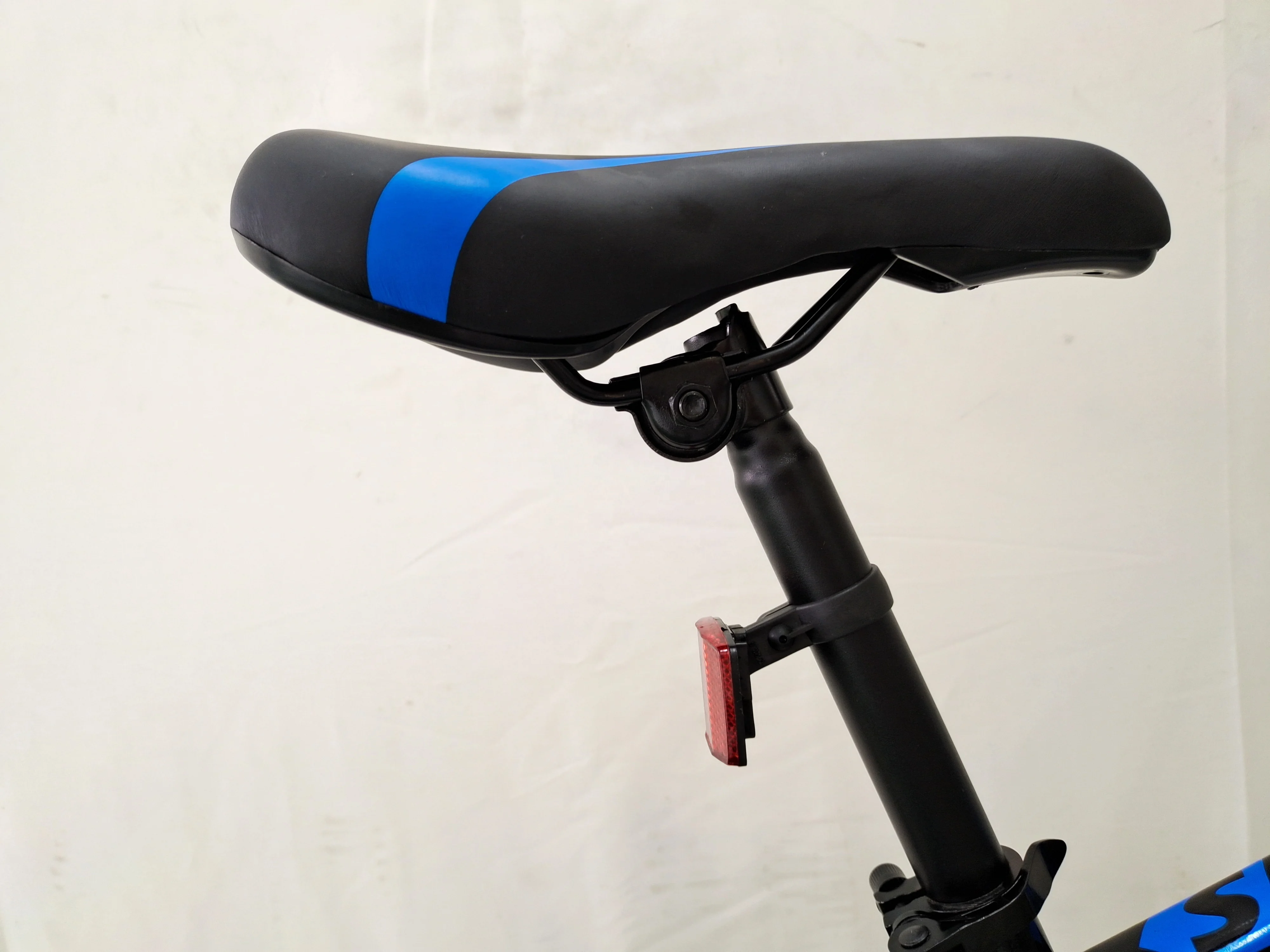 Factory Direct 24S MTB Mountain Bicycle Whole Sale 27.5 Inch Steel Alloy for Adults Young Racers Speed Model with Aluminum Fork