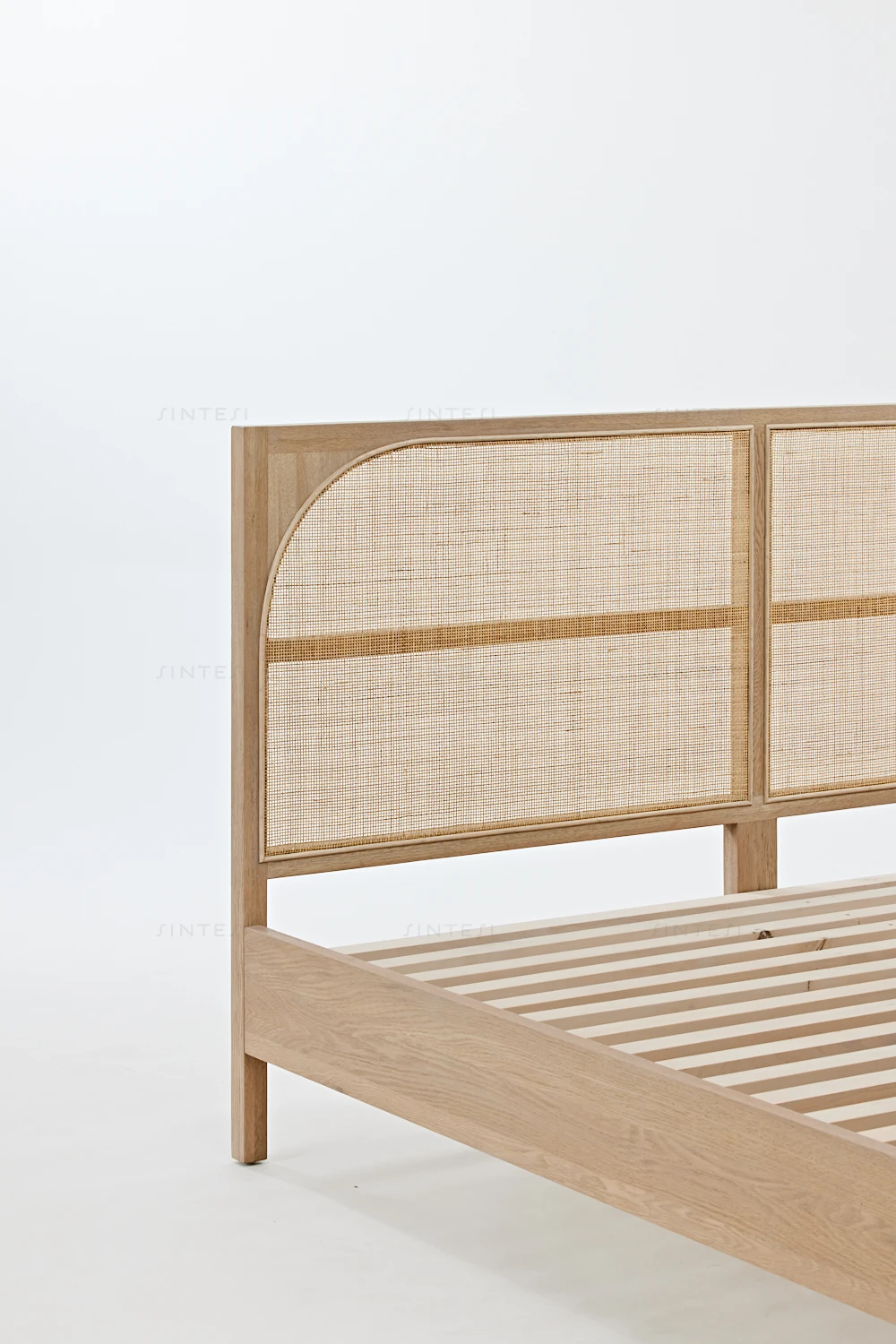 Modern Eco-Friendly Bedroom Furniture Solid Oak Rattan Sofa Bed Wooden Beds