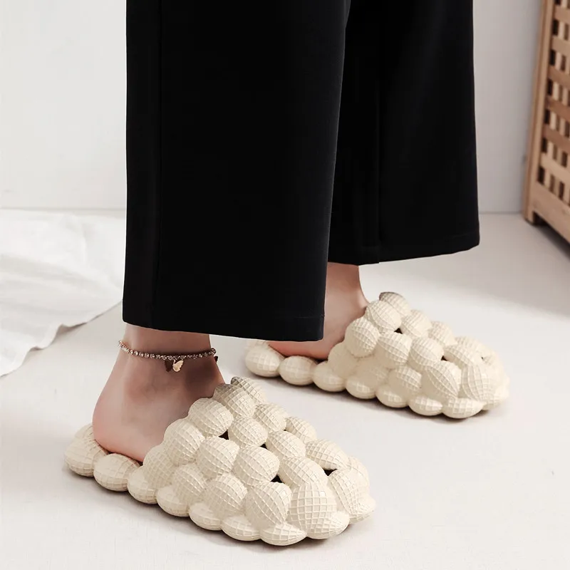 Wholesale new Unisex Bubbles Balls Slippers bubble slides household massage slippers men bubble shoes Lychee slippers