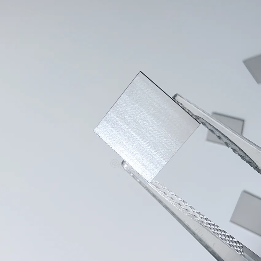 9*9mm Seed MPCVD Laboratory Growth Single Crystal CVD Plates For Diamond Rough