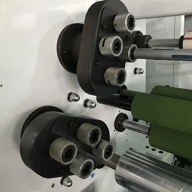 Аппарат для изготовления медицинского пластыря, аппарат для резки хирургической ленты