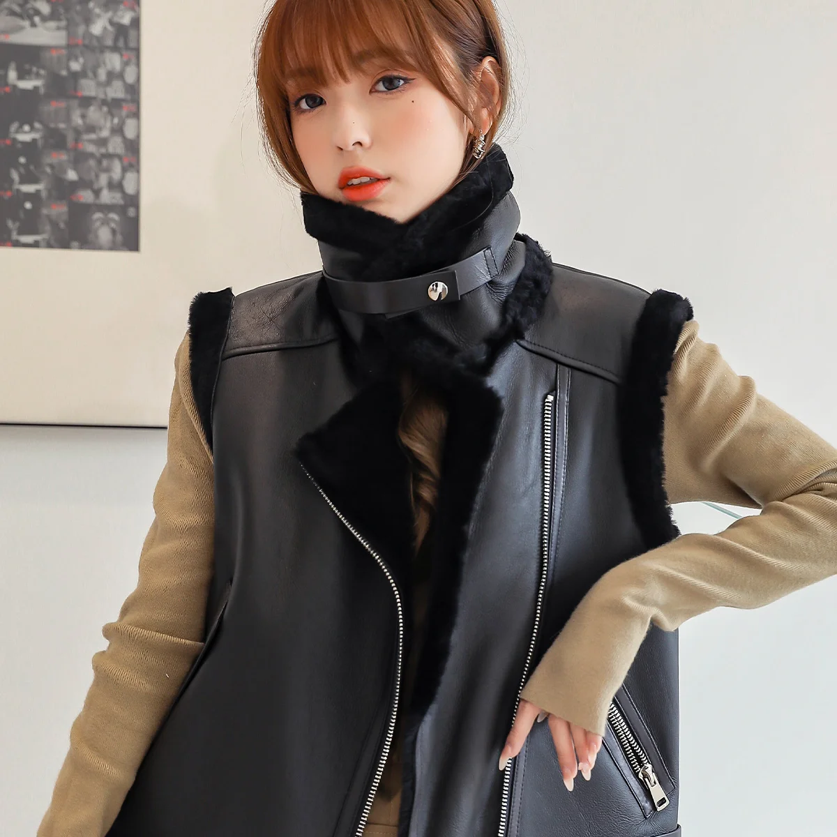 2022 Real leather Sleeveless Woman jacket wool Fur Jacket Leather Coat with Women Woolen Wholesale factory direct spot