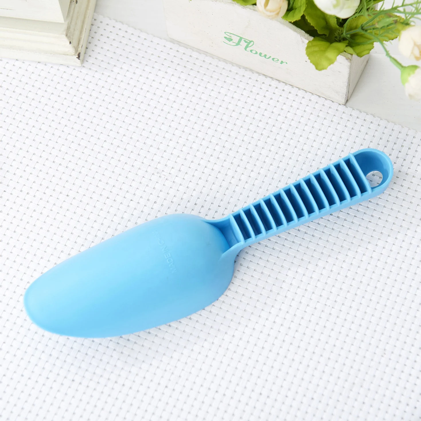 Mini Home Garden Tools Flower Vegetables Soil loosening Small Plastic Pet Scoop Hand Shovel Spade