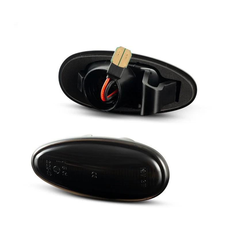 2 PCS Dynamic LED Side Marker Turn Signal Light For Mitsubishi Pajero Galant Lancer