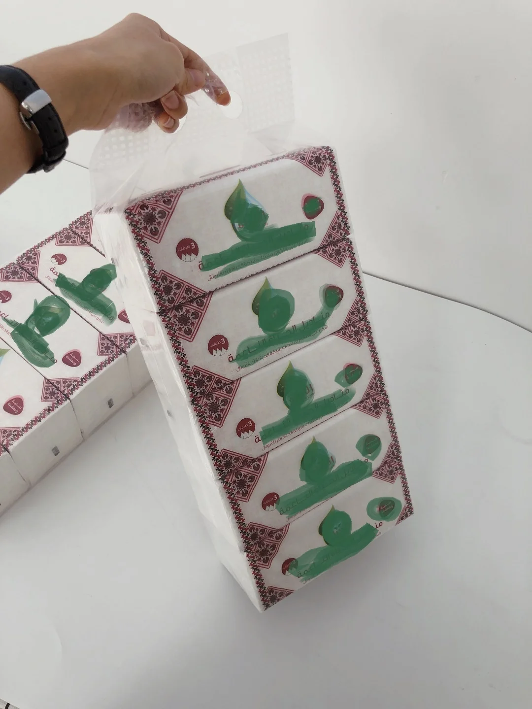 Brand new multi-size facial tissue 20*18cm high quality car tissue Flexible packaging saves freight box tissue.