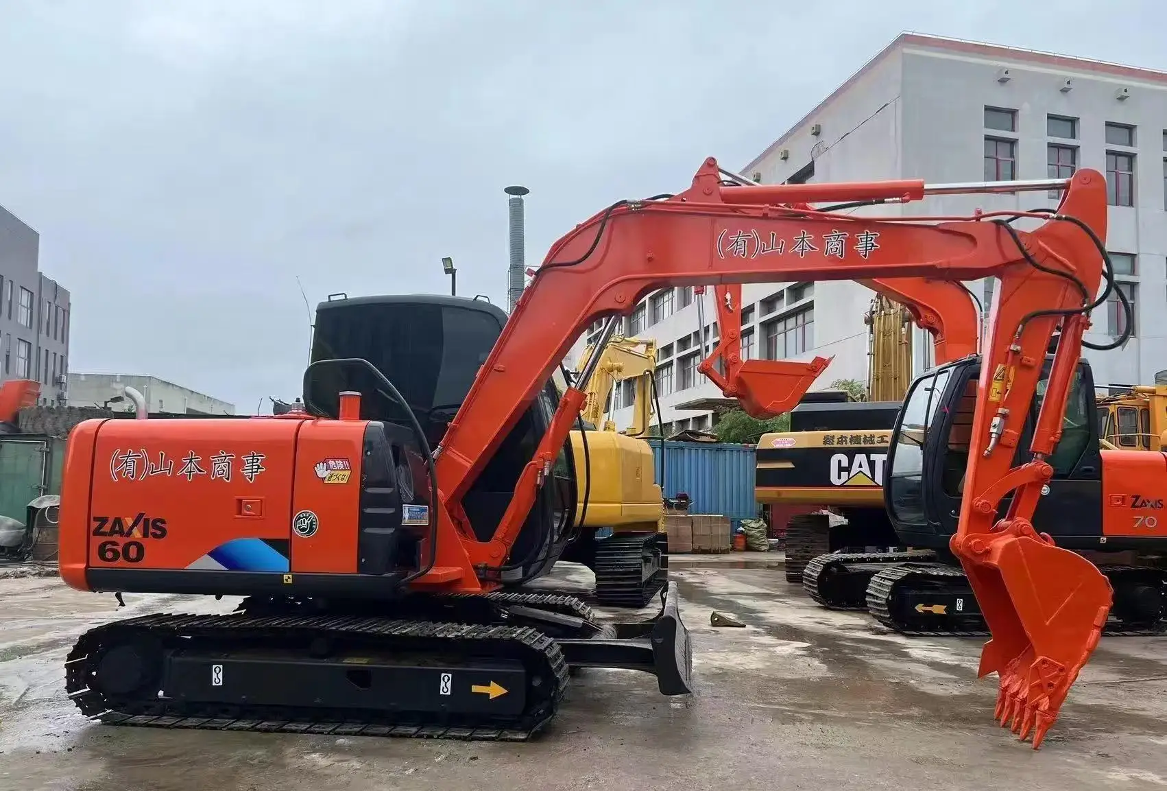 Factory clearance at low prices Japan original Used Hitachi ZX60 ZX55 ZX75 ZX200 ZX200-3 ZX120 ZX70 ZX210 ZX240