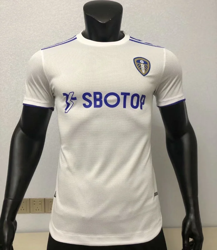 
2021 High Quality Leeds United Home and Away Shirt Short Sleeve Football Suit Adult Training Suit Leeds United Kids Suit 
