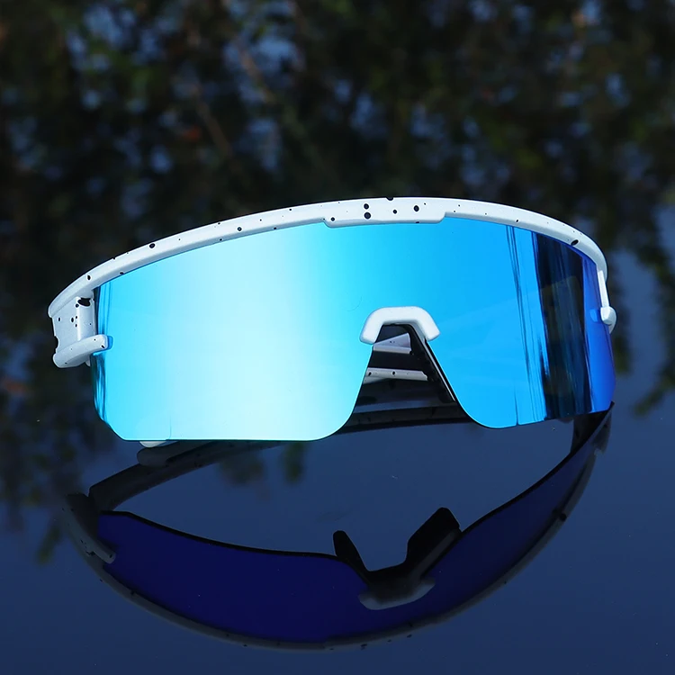 2025 New Design Cycling Sport Sunglasses for Men Ergonomic Driving Glasses with PC & TR90 Frame Mirror Lenses