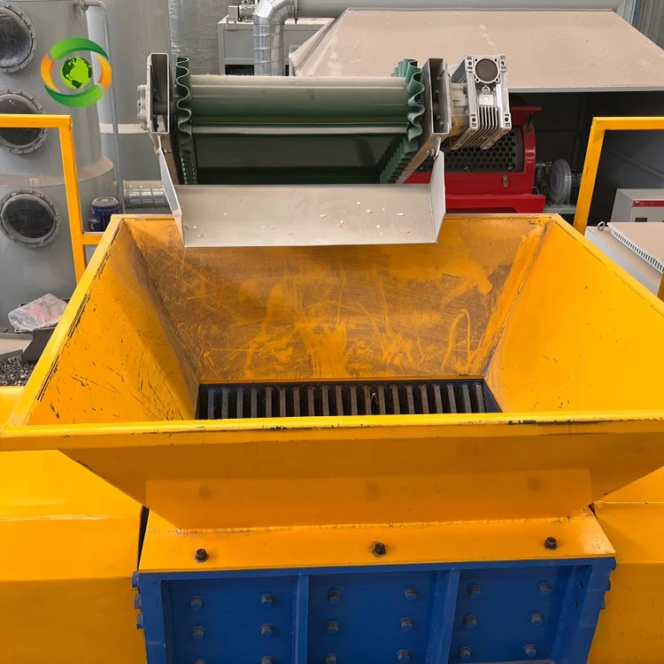 Car Bumper Metal Waste Double Shaft Plastic Shredder For Washing And Recycling Line