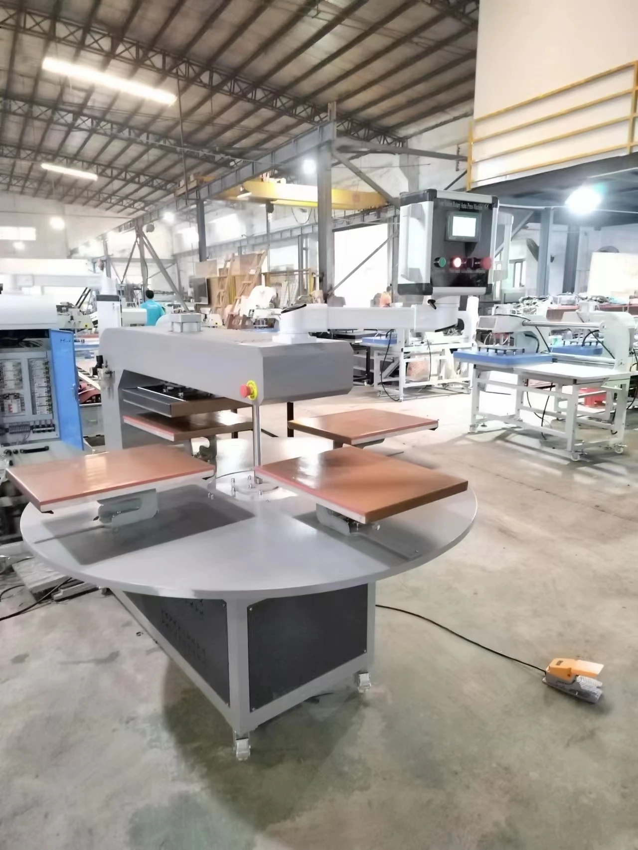 fast exchange different pallet 15*15 20*20 38*38 40*50 pneumatic rotary 4 pallet  heat press machine for t-shirt polo t-shirt