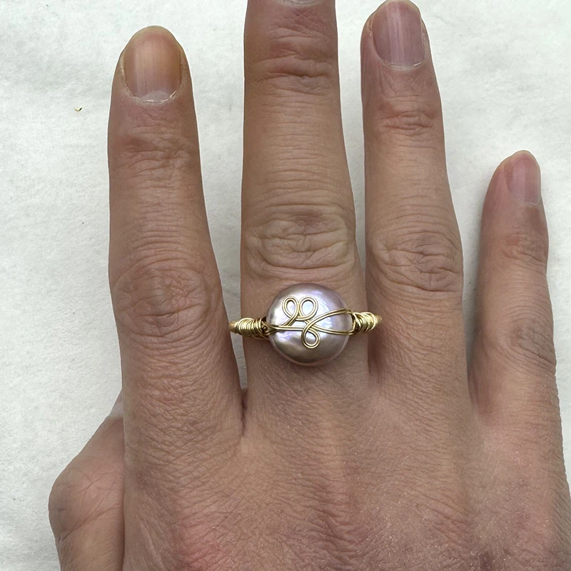 natural purple color  wire winding pearl ring,flexible size,good luster,clean surface