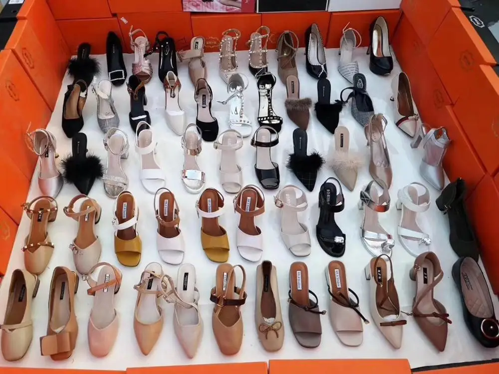 Stocklot liquidation hotsale ladies second hand discount sandals women sliver stiletto heel ankle strap sandals