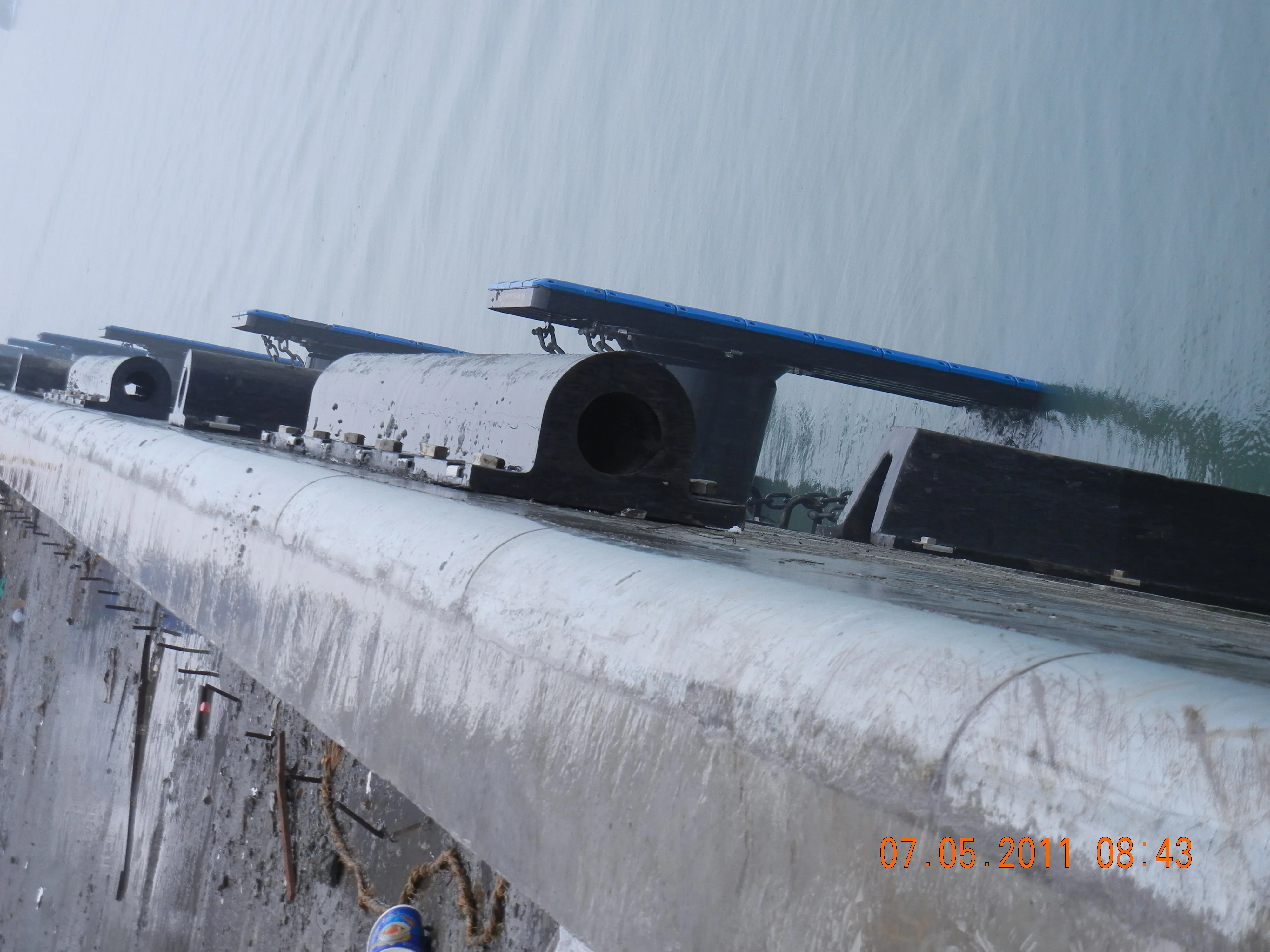 GD280H*1500L 540*430*40 Certified GD Type Rubber Fender Dock Ship To Ship Port Boat Pneumatic Rubber Fender