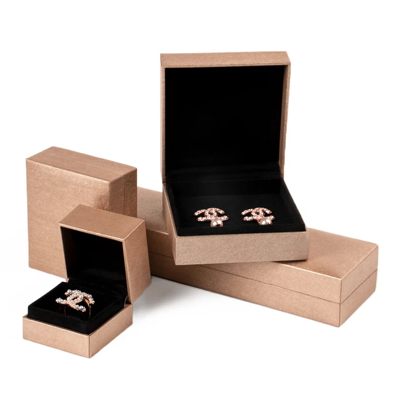 Luxury Gold Custom Logo Ring Necklace Pendant Bracelet Bangle Leather Filled Paper Velvet Jewelry Storage Box Packaging