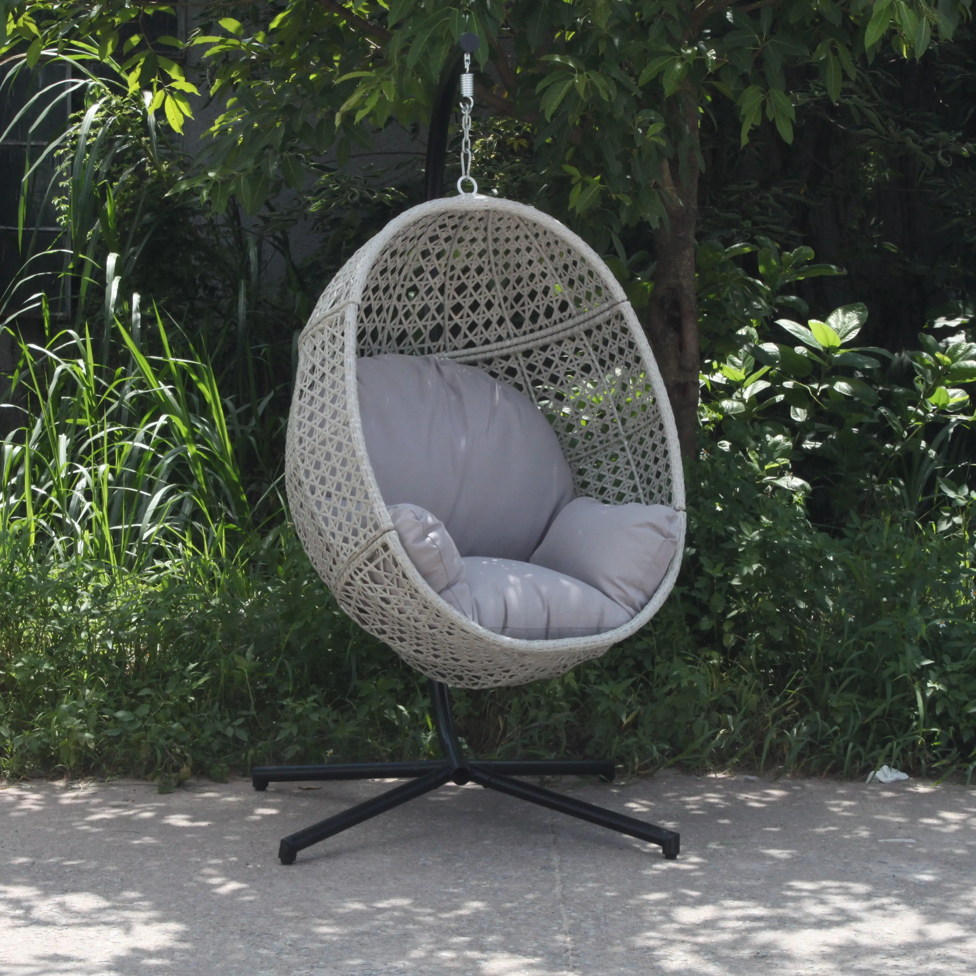 Metal Cane Basket Rattan Hammock Swing Chair Patio Wicker Egg Outdoor Hang Chair for Dining Balcony Garden Furniture