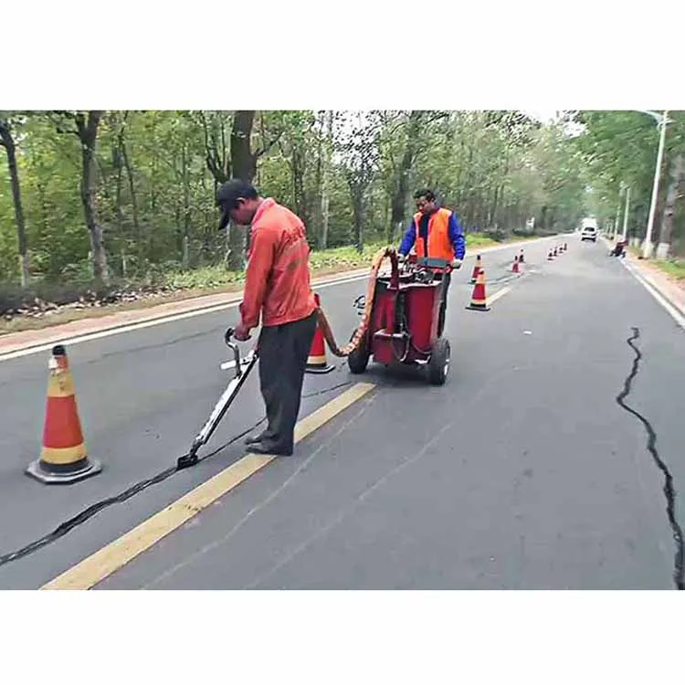 Cement pavement repair seam filling glue and asphalt heating machine mobile filler sealer