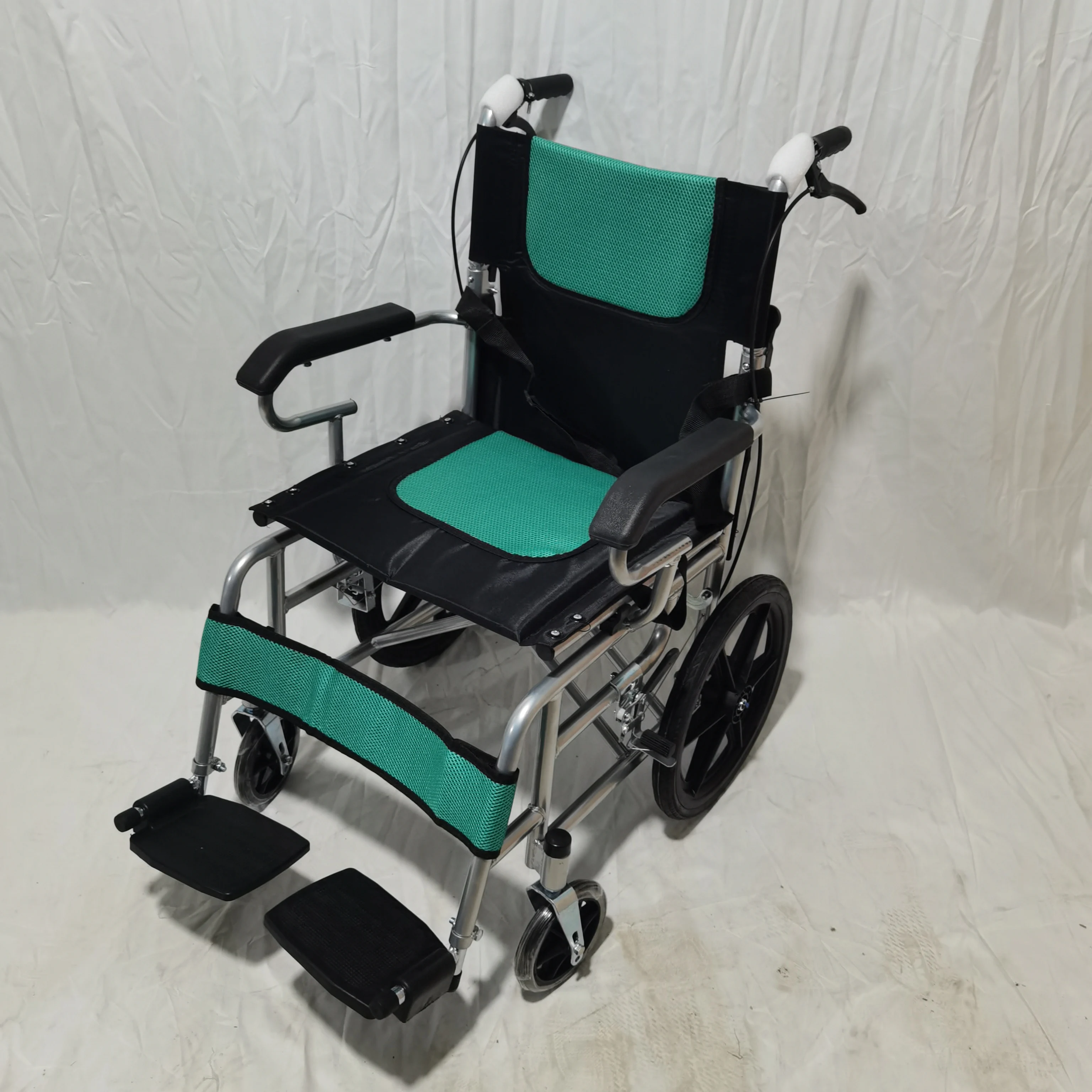 Manufacturers Make Foldable Carbon Steel 16 Inch Rear Wheel Manual Children Wheelchair