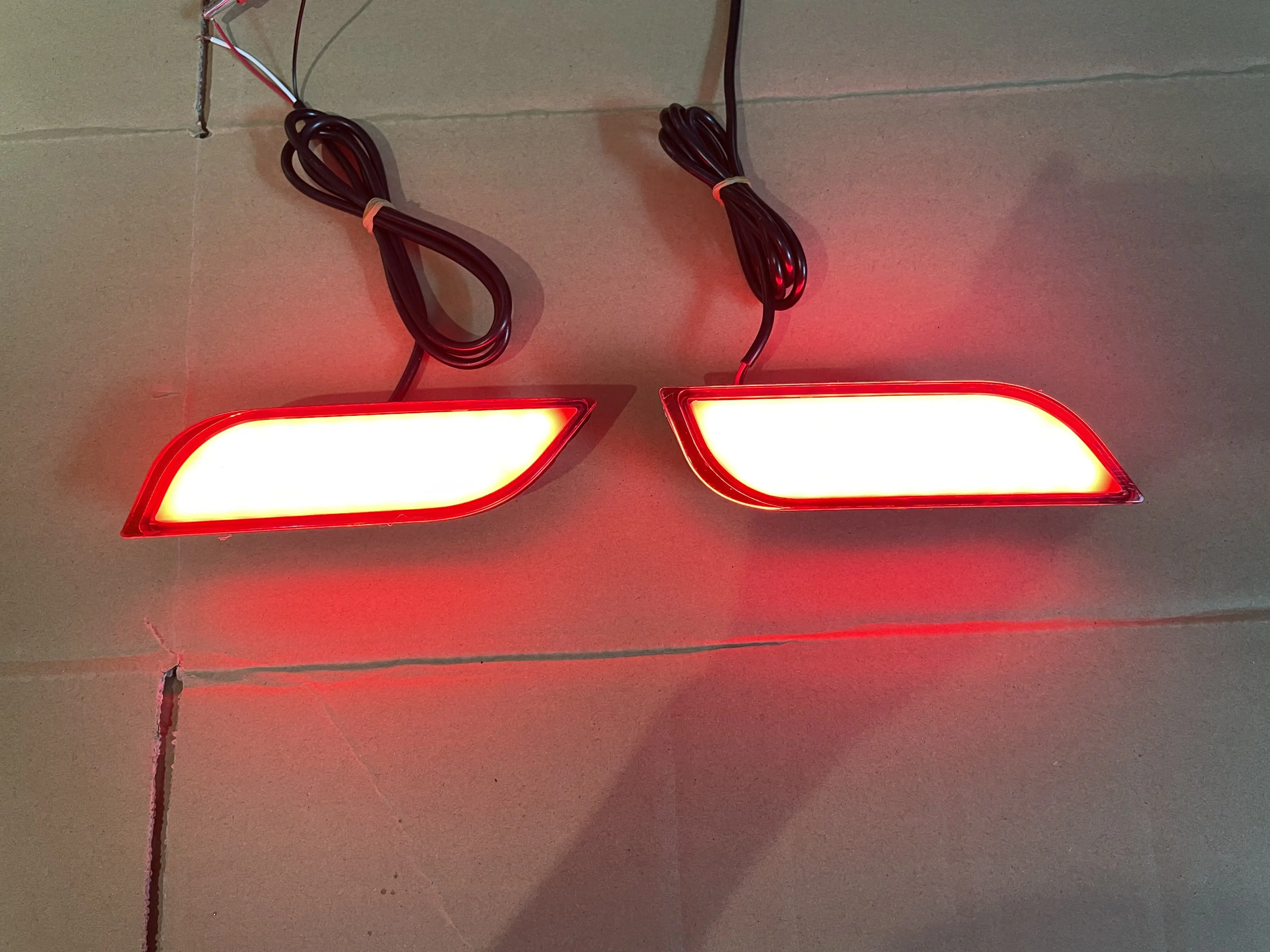 hiace modified auto light #4132 rear bumper brake light kdh 200 Hiace Car commuter van accessories car parts