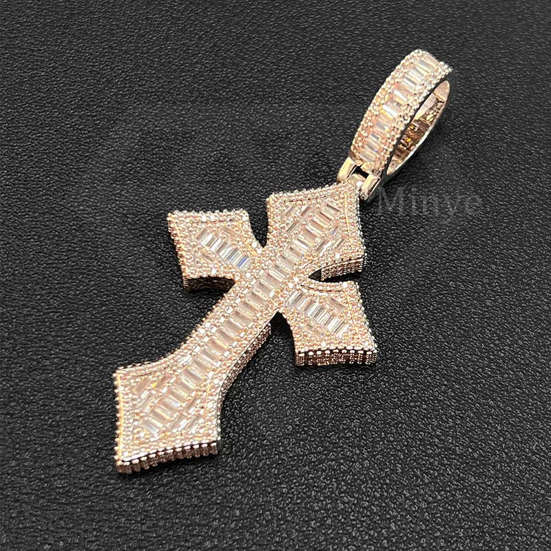 Unique Design Cross Charm GRA Certified VVS Moissanite Hiphop   Jewelry 925 Sterling Silver Hiphop Bling Iced Out Cross Pendant