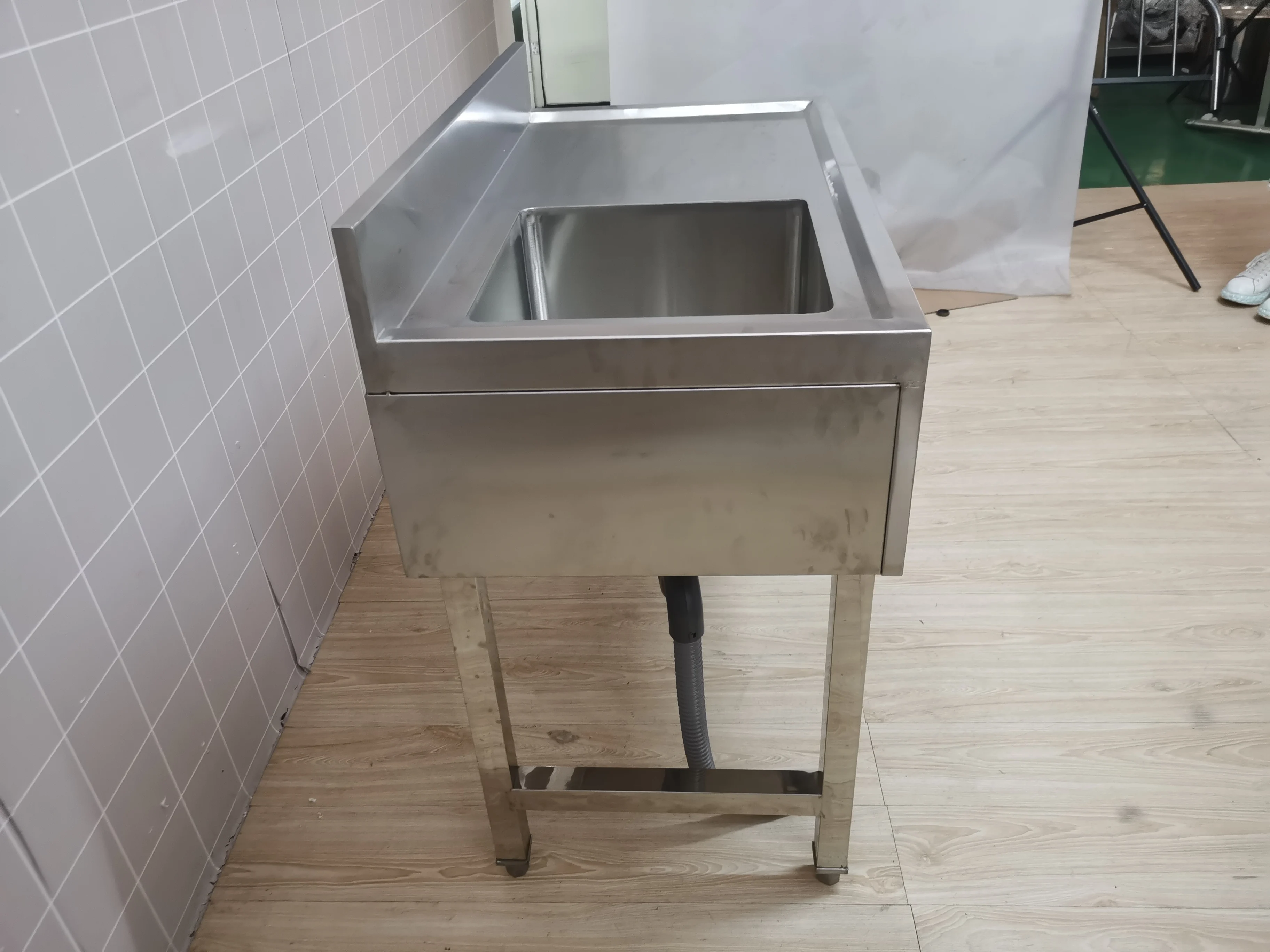 Hot sale Durable Commercial Stainless Steel Washing Sink Kitchen Sink With Drainboard