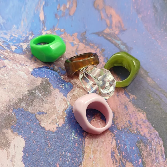 2022 Three-dimensional multi-color acrylic resin ring jewelry women plastic block transparent jewelry ring