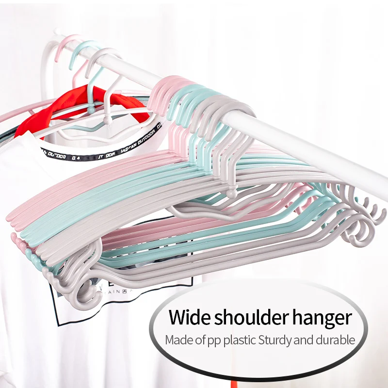 Wholesale Red Plastic Hangers Durable Use with Flexibility Glossy Single Tier Hook Type Installation for Cloths Wardrobe