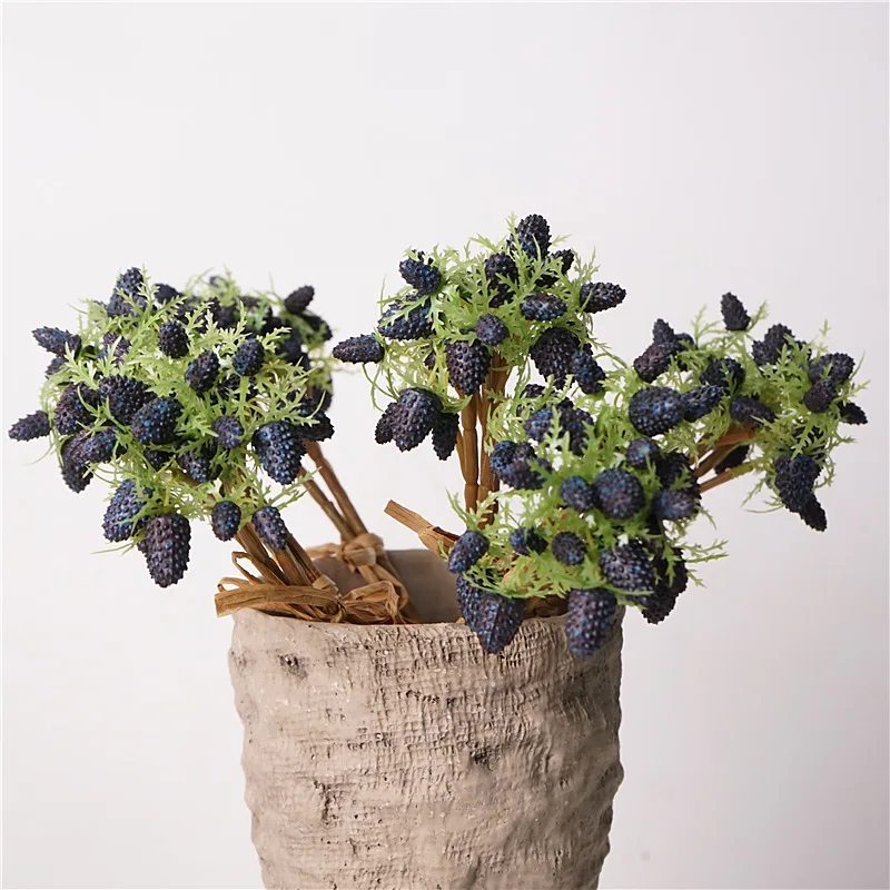 Decorative Lifelike Realistic Fake Strawberry Fruit Decor Grass Green Plastic Fake Flowers Artificial Plant Rectangle/square