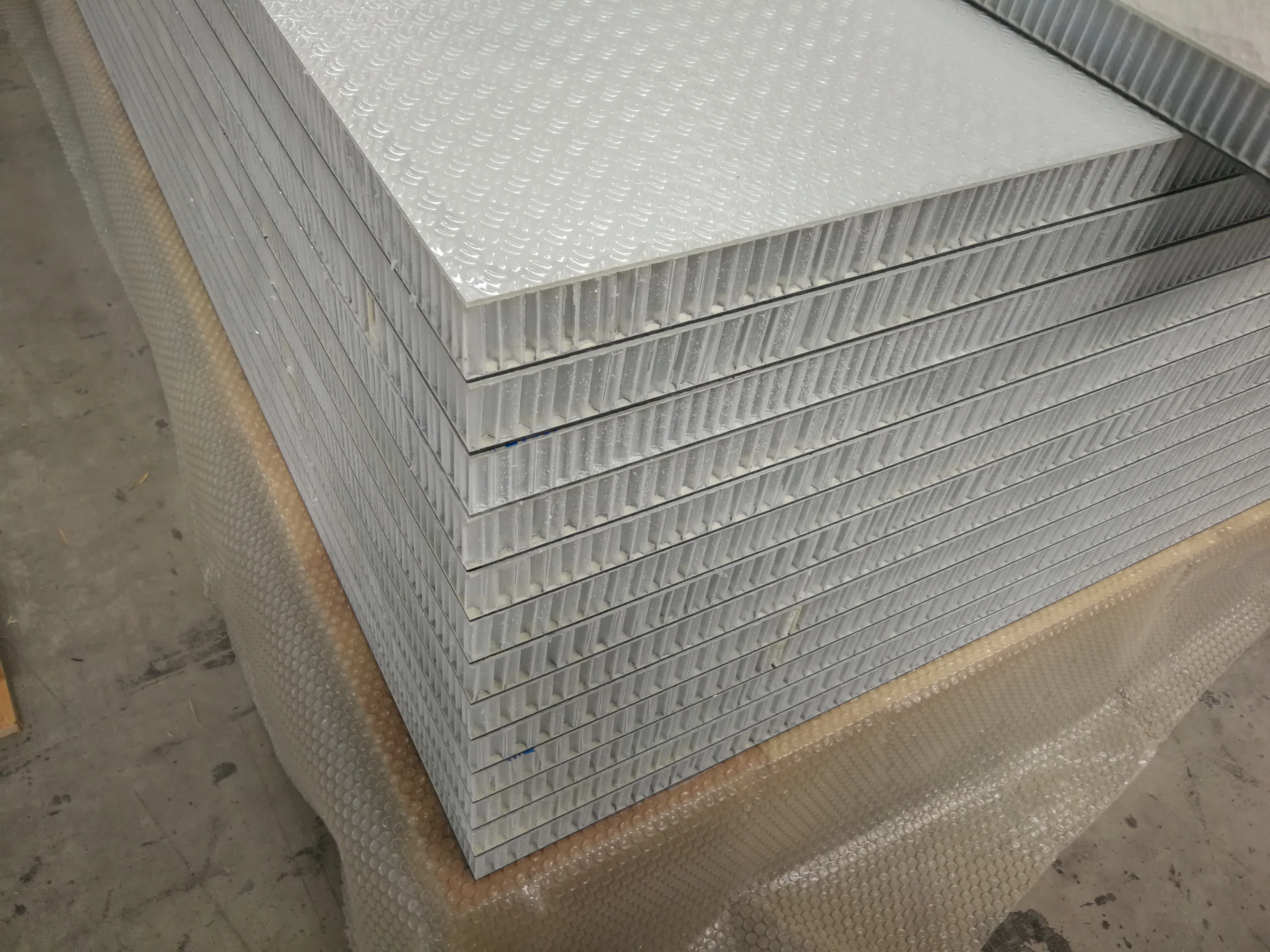 FRP PP honeycomb panel