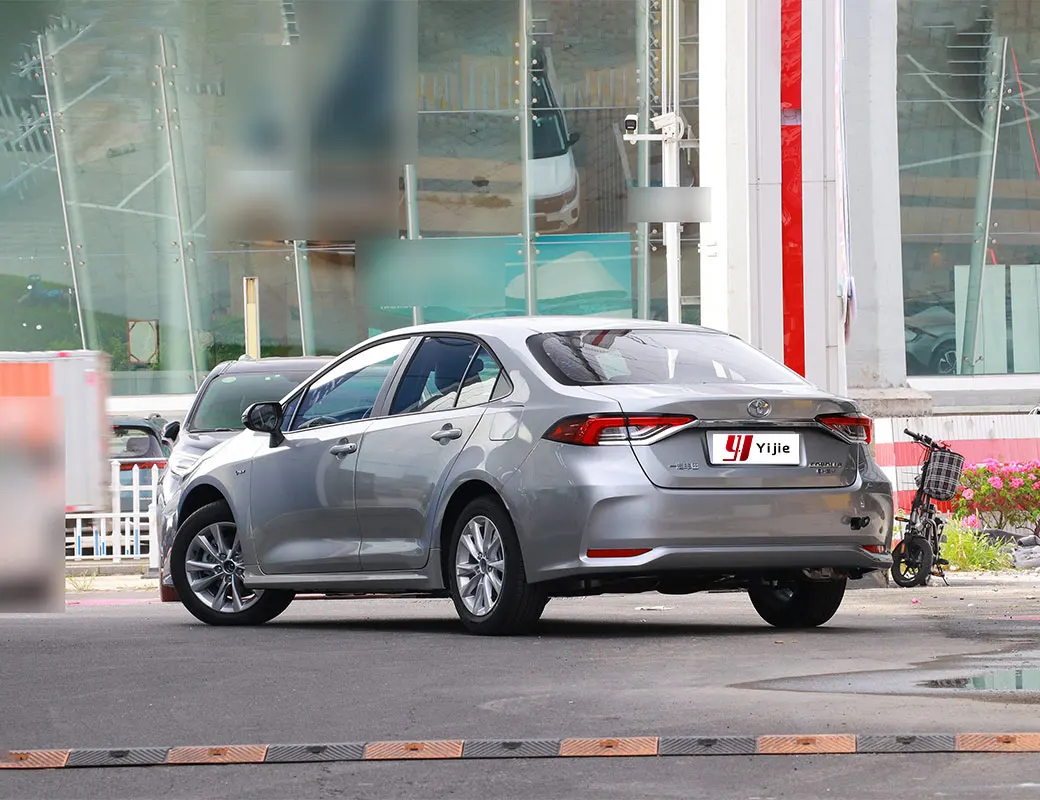 Конкурентоспособная цена готовый к отправке бензинового автомобиля компактный автомобиль для 2024 yota Co-rolla 1 2 T Pioneer edition